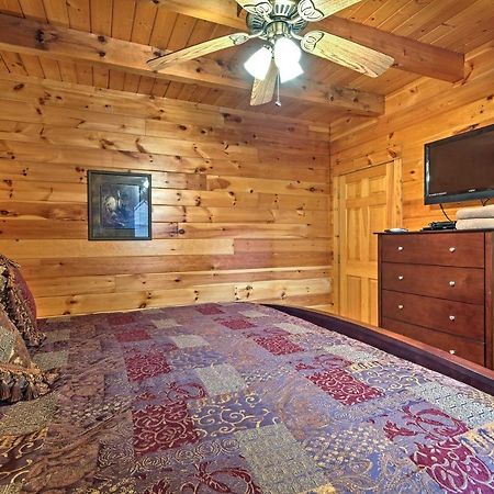 Willa Pigeon Forge Cabin With Hot Tub, Grill And Pool Table! Sevierville Zewnętrze zdjęcie