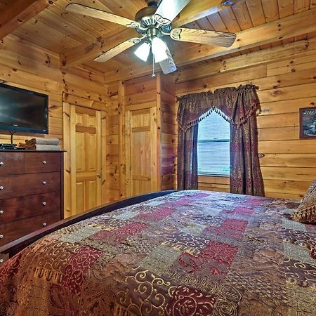 Willa Pigeon Forge Cabin With Hot Tub, Grill And Pool Table! Sevierville Zewnętrze zdjęcie