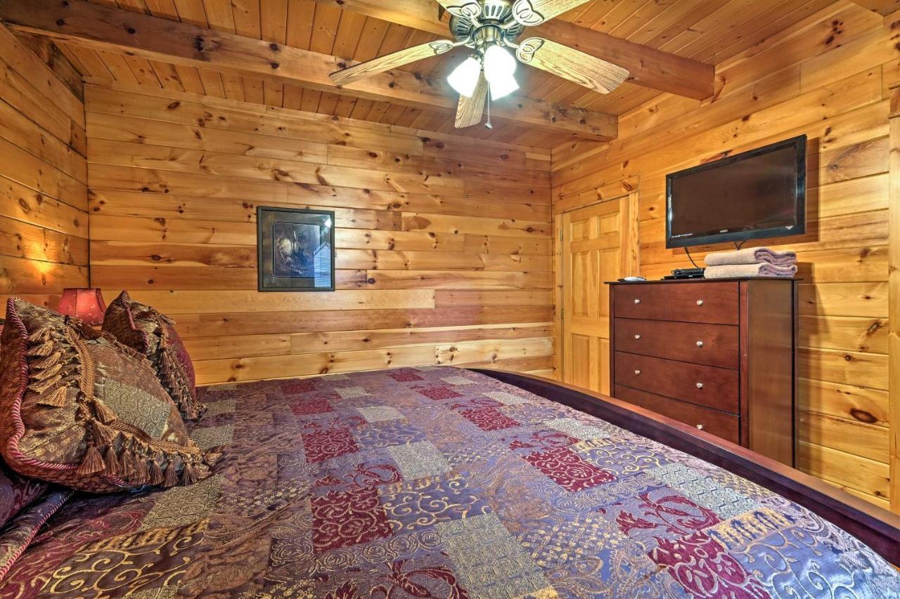Willa Pigeon Forge Cabin With Hot Tub, Grill And Pool Table! Sevierville Zewnętrze zdjęcie
