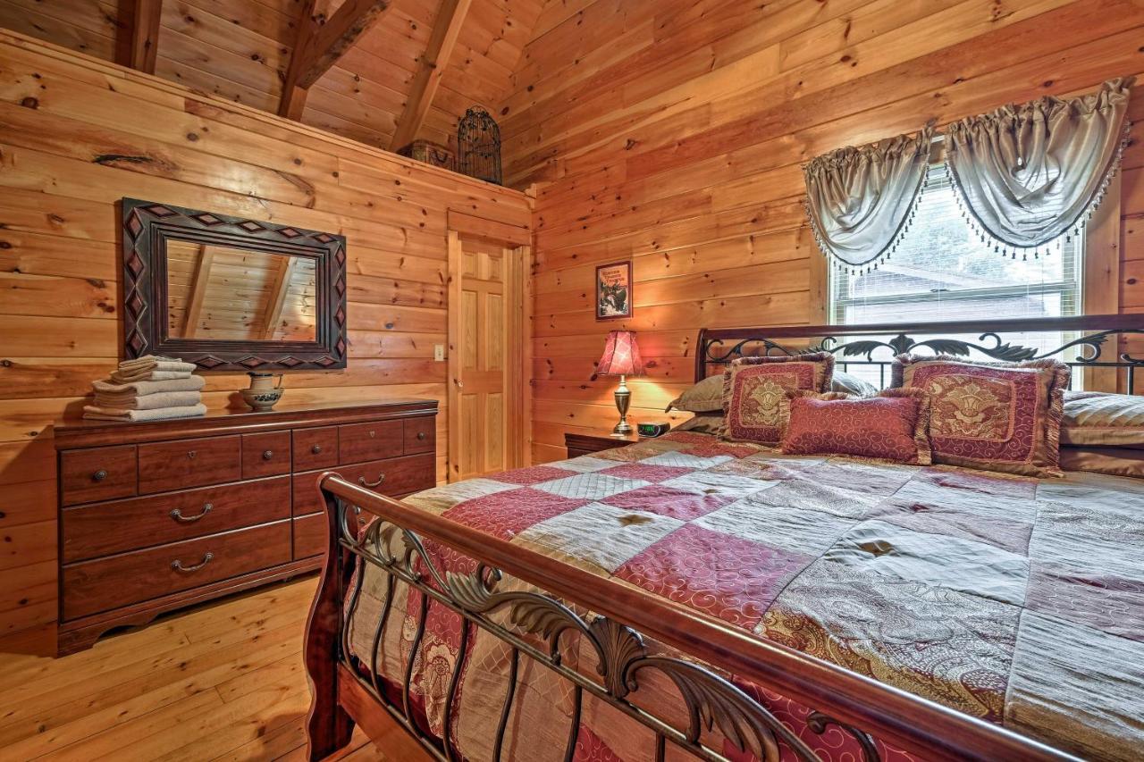 Willa Pigeon Forge Cabin With Hot Tub, Grill And Pool Table! Sevierville Zewnętrze zdjęcie
